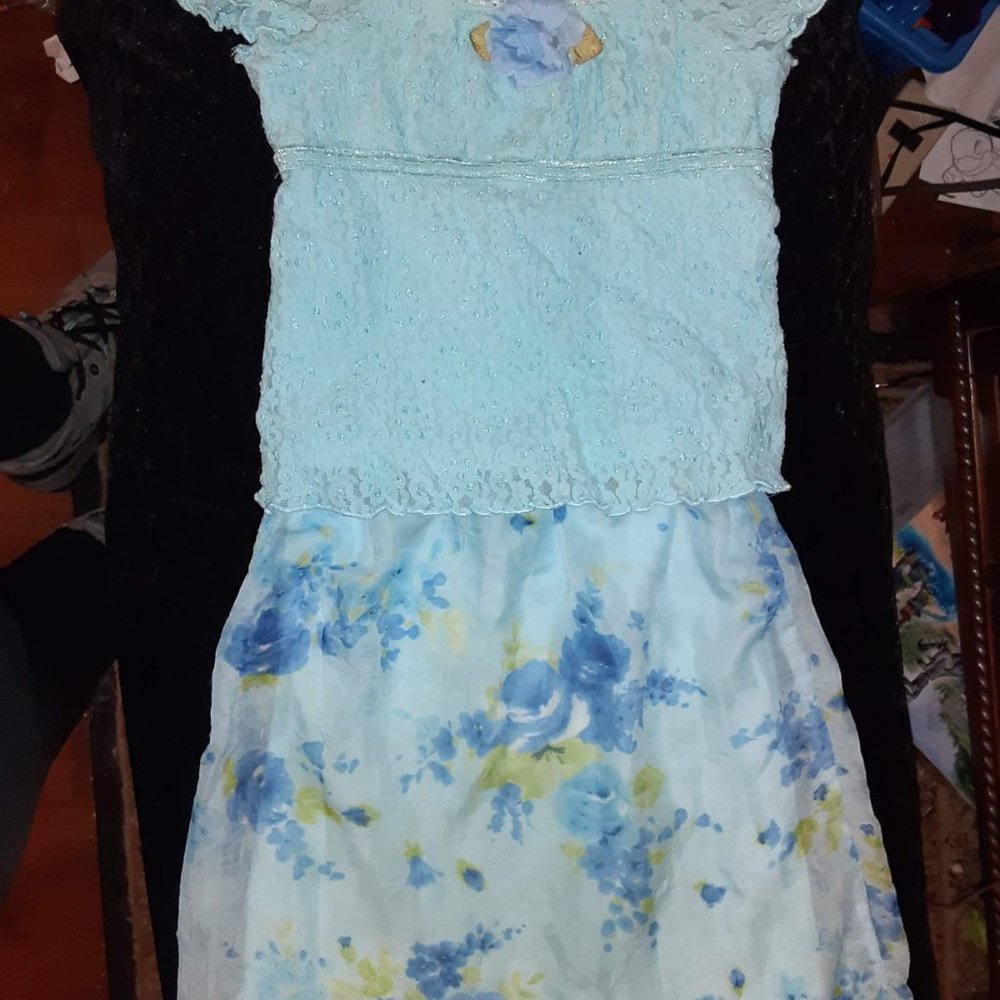Girls size 7 light blue Zoey skirt/top set lot